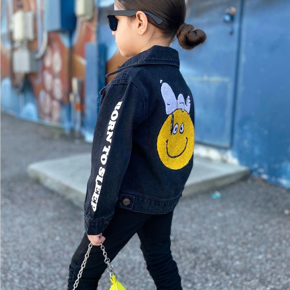 Peanuts Snoopy / Smiley Black Denim Jacket | 10/12